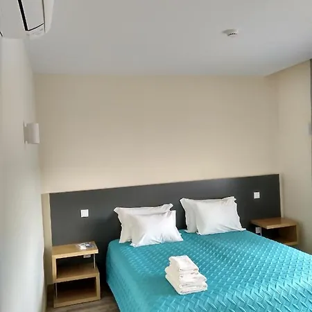 Apolinário * Castro Vicente