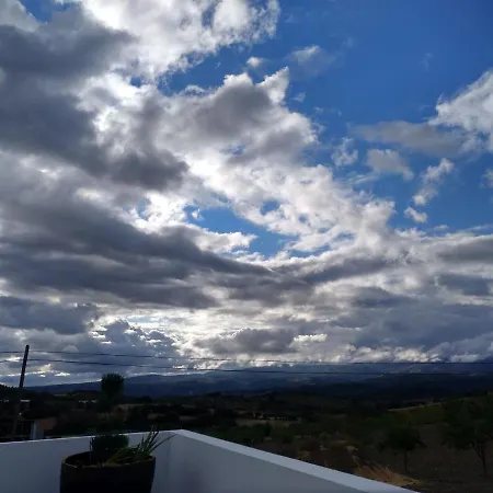 Apolinário Alojamento de Turismo Rural *