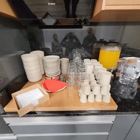 Apolinario * Castro Vicente