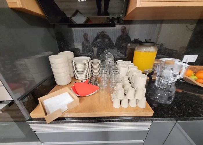 Apolinario * Castro Vicente