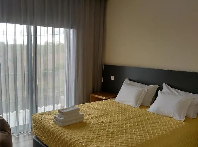 Apolinário Alojamento de Turismo Rural Castro Vicente